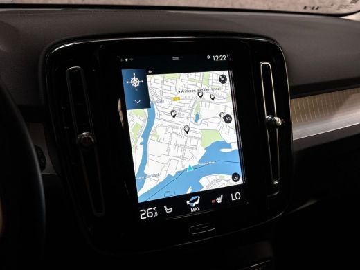 Volvo  XC40 1.5 T2 Sport Automaat (APPLE CARPLAY, GROOT NAVI, CAMERA, STUUR/STOELVERWARMING, GETINT GLAS, SPO... ActivLease financial lease