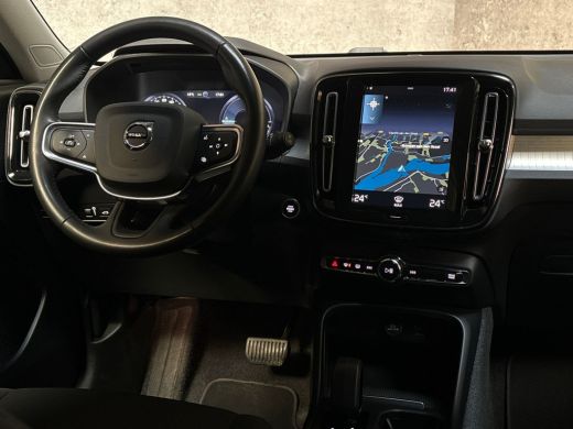 Volvo  XC40 1.5 T4 Recharge Inscription 211Pk Automaat (APPLE CARPLAY, GROOT NAVI, CAMERA, GETINT GLAS, SPORT... ActivLease financial lease