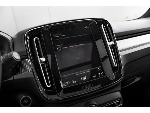 Volvo  XC40 1.5 T5 Recharge 263pk R-Design | Trekhaak | Panoramadak | Camera | Bestuurdersstoel Elektrisch ActivLease financial lease