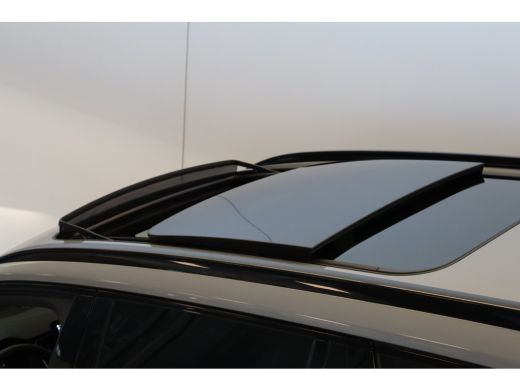 Volvo  XC90 HEICO T8 455PK Ultra Black Edition Executive | Full Option! | Luchtvering | Trekhaak | B&W Audio ActivLease financial lease