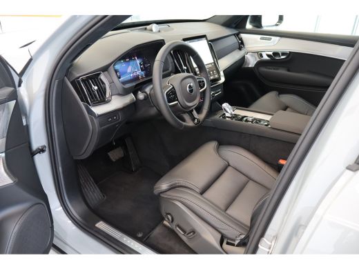 Volvo  XC90 HEICO T8 455PK Ultra Black Edition Executive | Full Option! | Luchtvering | Trekhaak | B&W Audio ActivLease financial lease