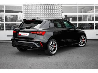 Audi A3 Sportback 45 TFSI e S line | HUD | Sonos | Camera | Carbon Spoiler | Stoelverwarming |