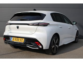 Peugeot 308 1.6 Plug-in Hybrid 180 GT | Origineel NL auto | 1e Eigenaar | Navigatie | Camera voor + achter | ...