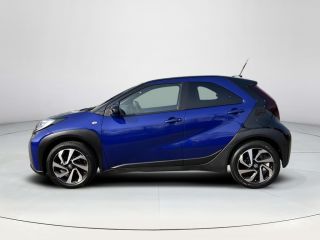 Toyota Aygo 1.0 VVT-i MT Pulse | Navigatie | Parkeersensoren | Keyless entry | Stoelverwarming |