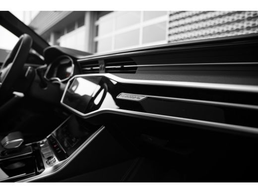 Audi A6 Avant 55 TFSI e quattro S line | Panoramadak | Massage | HUD | Stoelventilatie | Memory | ActivLease financial lease