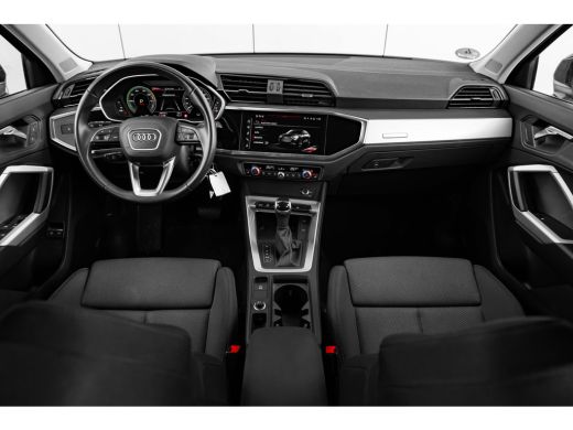 Audi Q3 45 TFSI e Advanced Edition 245 PK | 360 Camera | Sportstoelen | Carplay | Stoelverwarming Voor | ... ActivLease financial lease