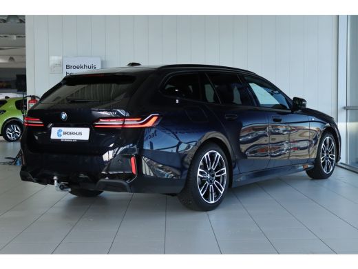 BMW 5 Serie Touring 520i M-SPORT | Adapt. Cruise | Stoelventilatie | Harman & Kardon | Pano | HUD | 360 Camer... ActivLease financial lease