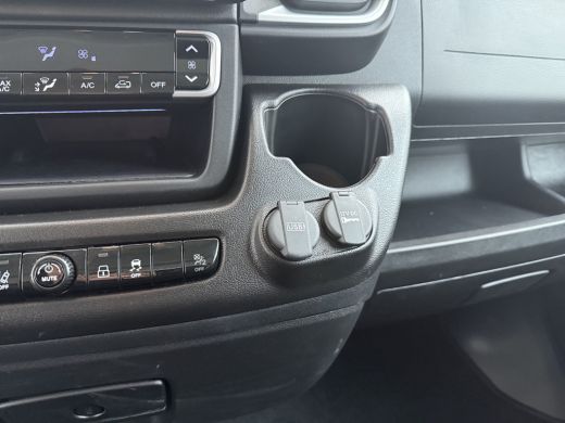 Citroën Jumper L2H2 3,5t 140pk Automaat | BPM VRIJ | Achteruitrijcamera | Airco (automatisch) | Camerabeeld in b... ActivLease financial lease