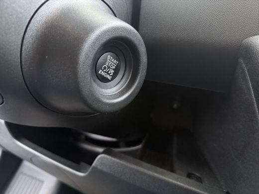 Citroën Jumper L2H2 3,5t 140pk Automaat | BPM VRIJ | Achteruitrijcamera | Airco (automatisch) | Camerabeeld in b... ActivLease financial lease