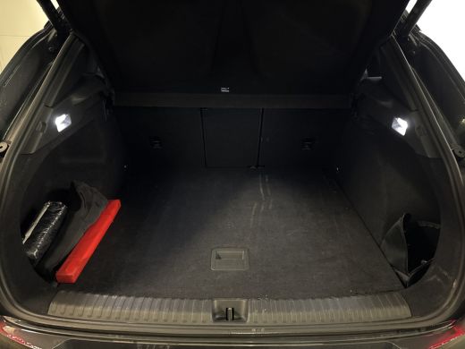 CUPRA Terramar 1.5 TSIe 150PK BUSINESS 360CAMERA/NAVI/HEAD-UP/ALCANTARA ActivLease financial lease