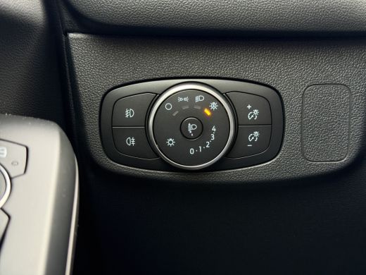 Ford Focus 1.0 EcoBoost Hybrid ST Line Business Camera | Parkeersensoren | Full map navigatie | Keyless | Ca... ActivLease financial lease