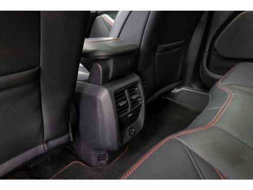 Ford Mustang Mach-E Mach-E AWD 75 kWh | Pano-dak | B&O audio | Standkachel | 360 Camera | Leder | Stuur, Stoel en Voo... ActivLease financial lease