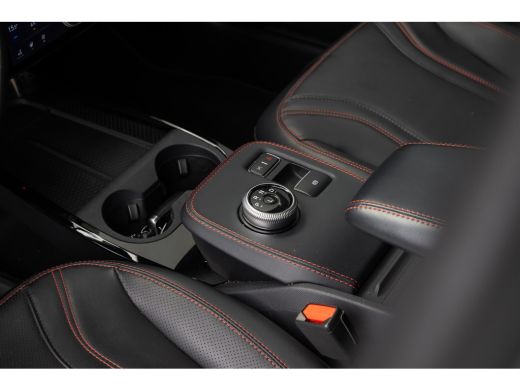 Ford Mustang Mach-E Mach-E AWD 75 kWh | Pano-dak | B&O audio | Standkachel | 360 Camera | Leder | Stuur, Stoel en Voo... ActivLease financial lease