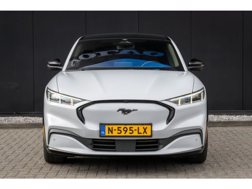 Ford Mustang Mach-E Mach-E AWD 75 kWh | Pano-dak | B&O audio | Standkachel | 360 Camera | Leder | Stuur, Stoel en Voo... ActivLease financial lease