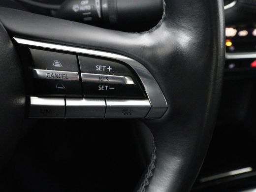 Mazda 3 2.0 e-SkyActiv-X 186 | Carplay | Camera | Stoel & Stuurverwarming | Full LED | Head-up | Adaptive... ActivLease financial lease