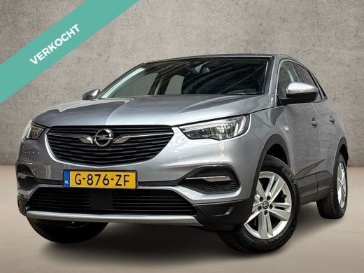 Opel Grandland X 1.2 Turbo Sport (APPLE CARPLAY, GROOT NAVI, CLIMATE, LEDER, TREKHAAK, KEYLESS, SPORTSTOELEN, GETI...