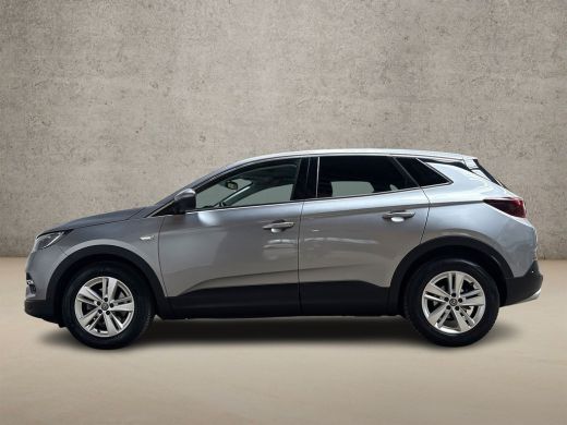 Opel Grandland X 1.2 Turbo Sport (APPLE CARPLAY, GROOT NAVI, CLIMATE, LEDER, TREKHAAK, KEYLESS, SPORTSTOELEN, GETI... ActivLease financial lease