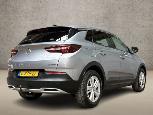 Opel Grandland X 1.2 Turbo Sport (APPLE CARPLAY, GROOT NAVI, CLIMATE, LEDER, TREKHAAK, KEYLESS, SPORTSTOELEN, GETI... ActivLease financial lease