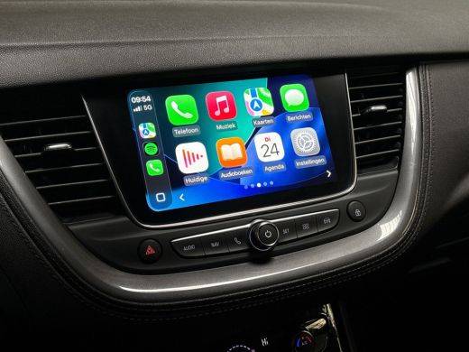 Opel Grandland X 1.2 Turbo Sport (APPLE CARPLAY, GROOT NAVI, CLIMATE, LEDER, TREKHAAK, KEYLESS, SPORTSTOELEN, GETI... ActivLease financial lease