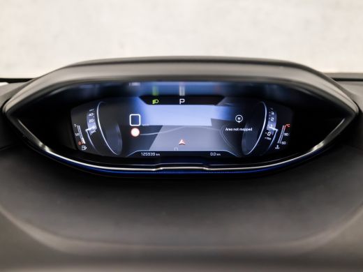 Peugeot 3008 1.2 PureTech Sport Automaat (APPLE CARPLAY, GROOT NAVI, TREKHAAK, PARKEERSENSOREN, SPORTSTOELEN, ... ActivLease financial lease