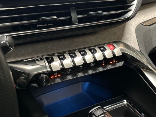 Peugeot 3008 1.6 HYbrid 225 GT Sport 225Pk Automaat (PANORAMADAK, APPLE CARPLAY, MEMORY SEATS, LEDER/ALCANTARA... ActivLease financial lease