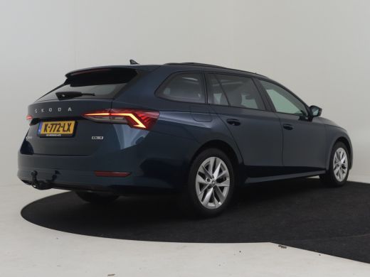 Skoda Octavia Combi 1.0 e-TSI Business Edition | Panoramadak | Elekt. Trekhaak | Lederen Bekleding l Apple carp... ActivLease financial lease