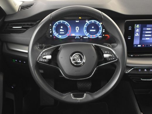 Skoda Octavia Combi 1.0 e-TSI Business Edition | Panoramadak | Elekt. Trekhaak | Lederen Bekleding l Apple carp... ActivLease financial lease