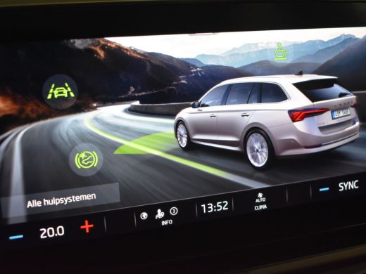 Skoda Octavia Combi 1.0 e-TSI Business Edition | Panoramadak | Elekt. Trekhaak | Lederen Bekleding l Apple carp... ActivLease financial lease