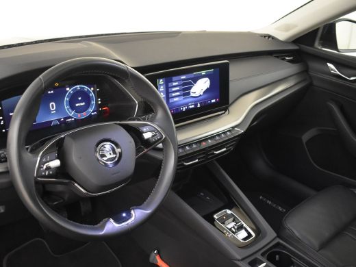 Skoda Octavia Combi 1.0 e-TSI Business Edition | Panoramadak | Elekt. Trekhaak | Lederen Bekleding l Apple carp... ActivLease financial lease