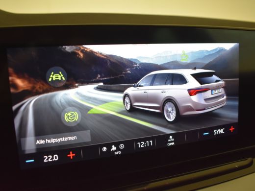 Skoda Octavia Combi 1.0 TSI Sport Business 110 Pk | Trekhaak Afneembaar | Navigatie | Apple carplay Android aut... ActivLease financial lease