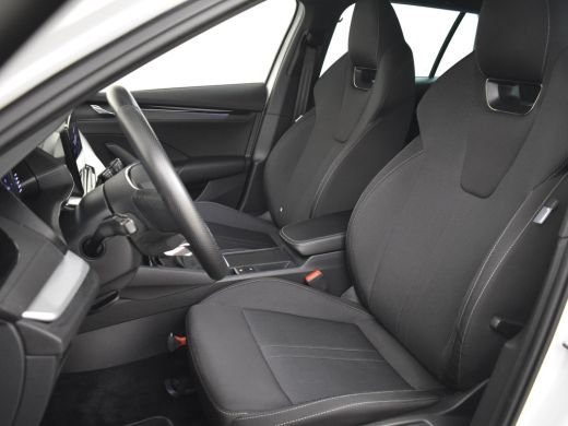 Skoda Octavia Combi 1.0 TSI Sport Business 110 Pk | Trekhaak Afneembaar | Navigatie | Apple carplay Android aut... ActivLease financial lease