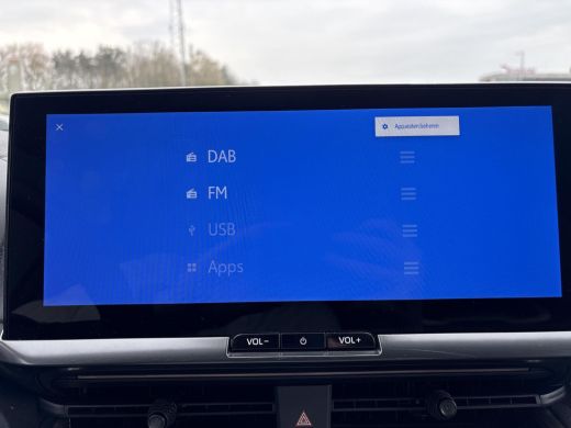 Toyota C-HR 2.0 Plug-in Hybrid 220 Executive **GEHEUGENSTOEL/ DODEHOEK DETEECTIE/ JBL AUDIO** ActivLease financial lease