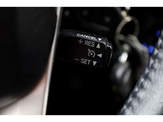 Toyota Hilux 2.4 D-4D-F 150pk E6 4WD 4x4 Double Cab Automaat 2/5-Persoons 08-2019 ActivLease financial lease