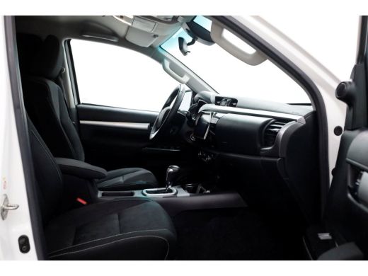 Toyota Hilux 2.4 D-4D-F 150pk E6 4WD 4x4 Double Cab Automaat 2/5-Persoons 08-2019 ActivLease financial lease