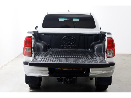 Toyota Hilux 2.4 D-4D-F 150pk E6 4WD 4x4 Double Cab Automaat 2/5-Persoons 08-2019 ActivLease financial lease