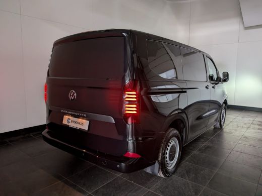 Volkswagen e-Transporter L1 70kWh 218 PK Cruise control | Camera | Navi by App | Warmtepomp | Airco | Apple Carplay | ActivLease financial lease