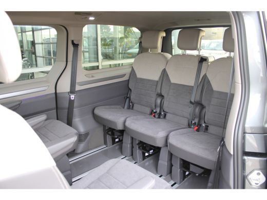 Volkswagen Multivan Bulli eHybrid lang 4MOTION | 'App-Connect' draadloze smartphone integratie | Achterklepbediening ... ActivLease financial lease