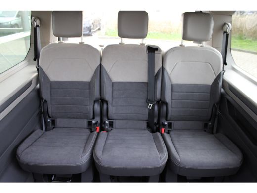 Volkswagen Multivan Bulli eHybrid lang 4MOTION | 'App-Connect' draadloze smartphone integratie | Achterklepbediening ... ActivLease financial lease