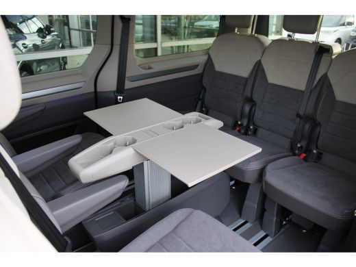 Volkswagen Multivan Bulli eHybrid lang 4MOTION | 'App-Connect' draadloze smartphone integratie | Achterklepbediening ... ActivLease financial lease