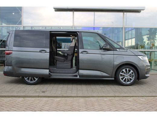 Volkswagen Multivan Bulli eHybrid lang 4MOTION | 'App-Connect' draadloze smartphone integratie | Achterklepbediening ... ActivLease financial lease