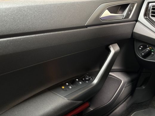 Volkswagen Taigo 1.0 TSI R-Line Automaat (2X R-LINE, VIRTUAL COCKPIT, APPLE CARPLAY, GROOT NAVI, CAMERA, STOELVERW... ActivLease financial lease