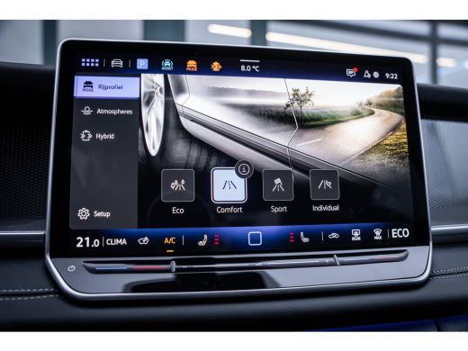 Volkswagen Tayron 204 PK Automaat 1.5 eHybrid Life Edition | Achteruitrijcamera | Multimedia-voorbereiding | Navigatie ActivLease financial lease
