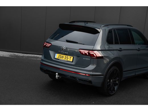 Volkswagen Tiguan 1.4 TSI eHybrid 245pk R-Line | Panoramadak | Trekhaak | 20" | Stoel & Stuurverwarming | Navigatie ActivLease financial lease