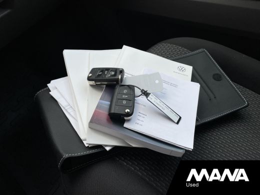 Volkswagen Transporter 2.0TDI 150PK L1H1 Automaat Trekhaak Navi Carplay Sensoren LM velgen ActivLease financial lease