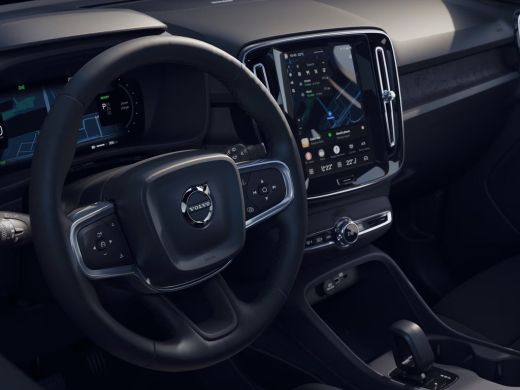 Volvo  EX40 Single Motor Ext. Range Plus Bl. Ed. Europa 82 kWh | Draadloze telefoonlader | Extra getint glas ... ActivLease financial lease