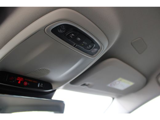 Volvo  V60 2.0 B3 Momentum Business | Trekhaak | Navigatie | Cruise control adaptief | LED koplampen | Clima... ActivLease financial lease