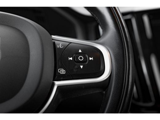 Volvo  XC60 2.0 B5 AWD 250pk Inscription | Trekhaak | Camera | Stoel & Stuurverwarming | Leder ActivLease financial lease