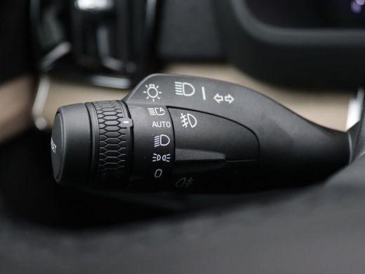 Volvo  XC90 2.0 T8 Plug-in hybrid AWD Plus Bright 455PK Trekhaak, Pano-Schuifdak, Head-Up Display, Luchtverin... ActivLease financial lease