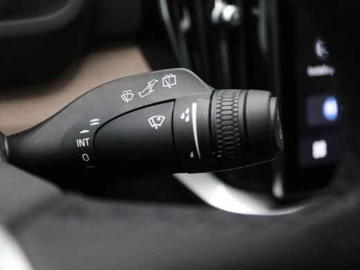 Volvo  XC90 2.0 T8 Plug-in hybrid AWD Plus Bright 455PK Trekhaak, Pano-Schuifdak, Head-Up Display, Luchtverin... ActivLease financial lease