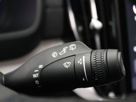 Volvo  XC90 2.0 T8 Plug-in hybrid AWD Ultra Black Edition Pano-Schuifdak, Trekhaak, 22" LM Velgen, Bower & Wi... ActivLease financial lease